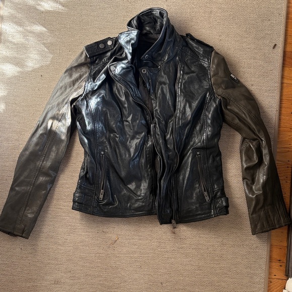 mauritius Jackets & Blazers - Mauritius Two-Tone Leather Motorcycle Jacket